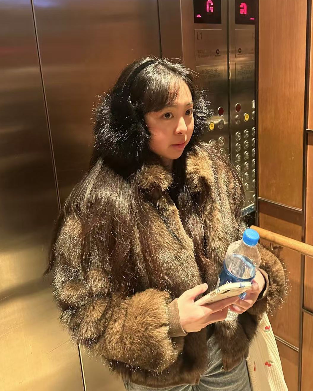 D2414(3color) - 黑 小臉詐騙術毛毛耳罩