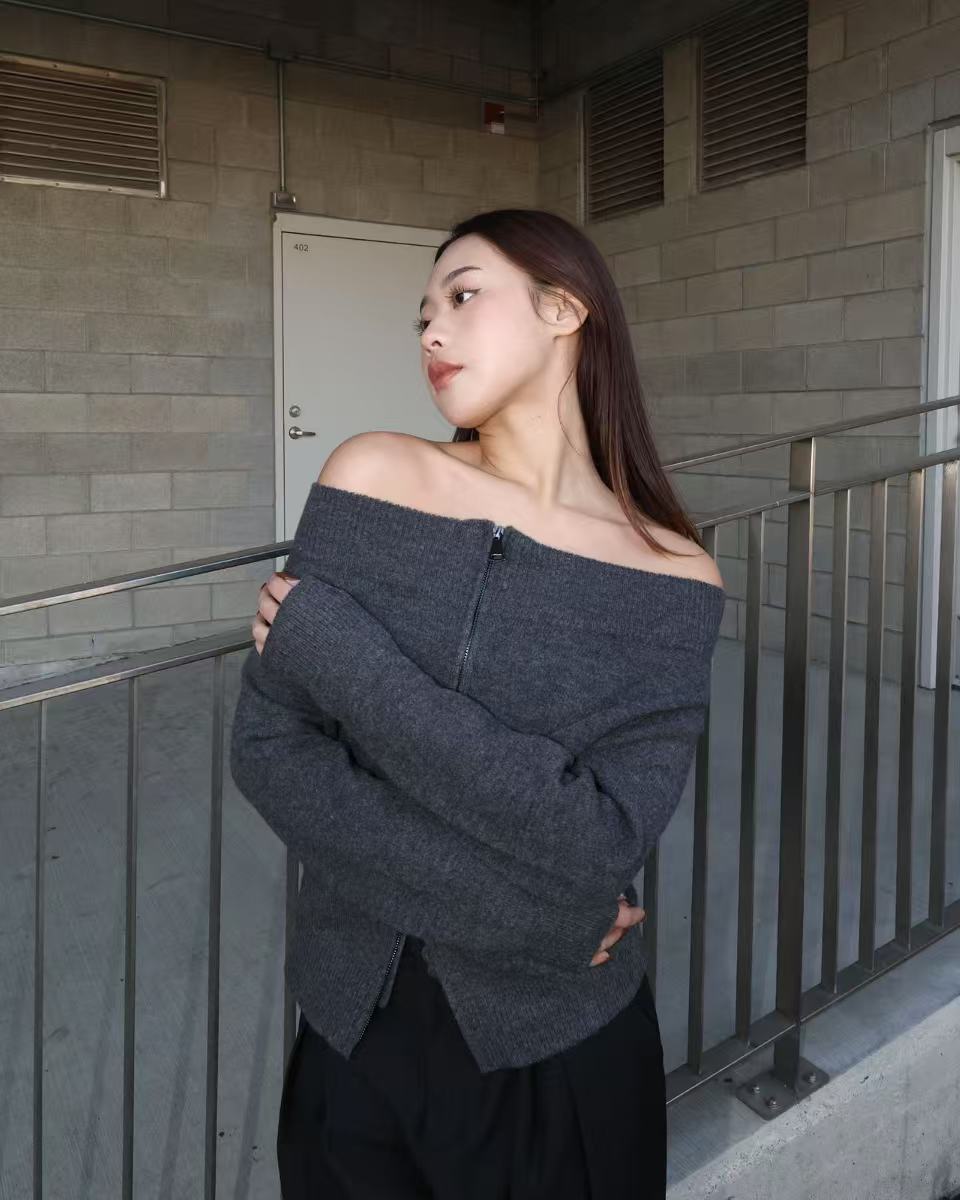 25032 - 深灰 7%羊毛兩穿一字領雙拉鍊長袖針織上衣