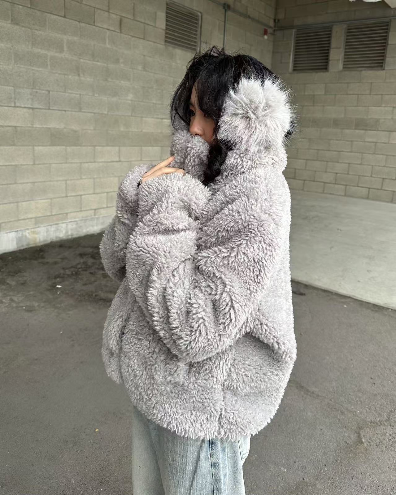 D2414(3color) - 灰 小臉詐騙術毛毛耳罩