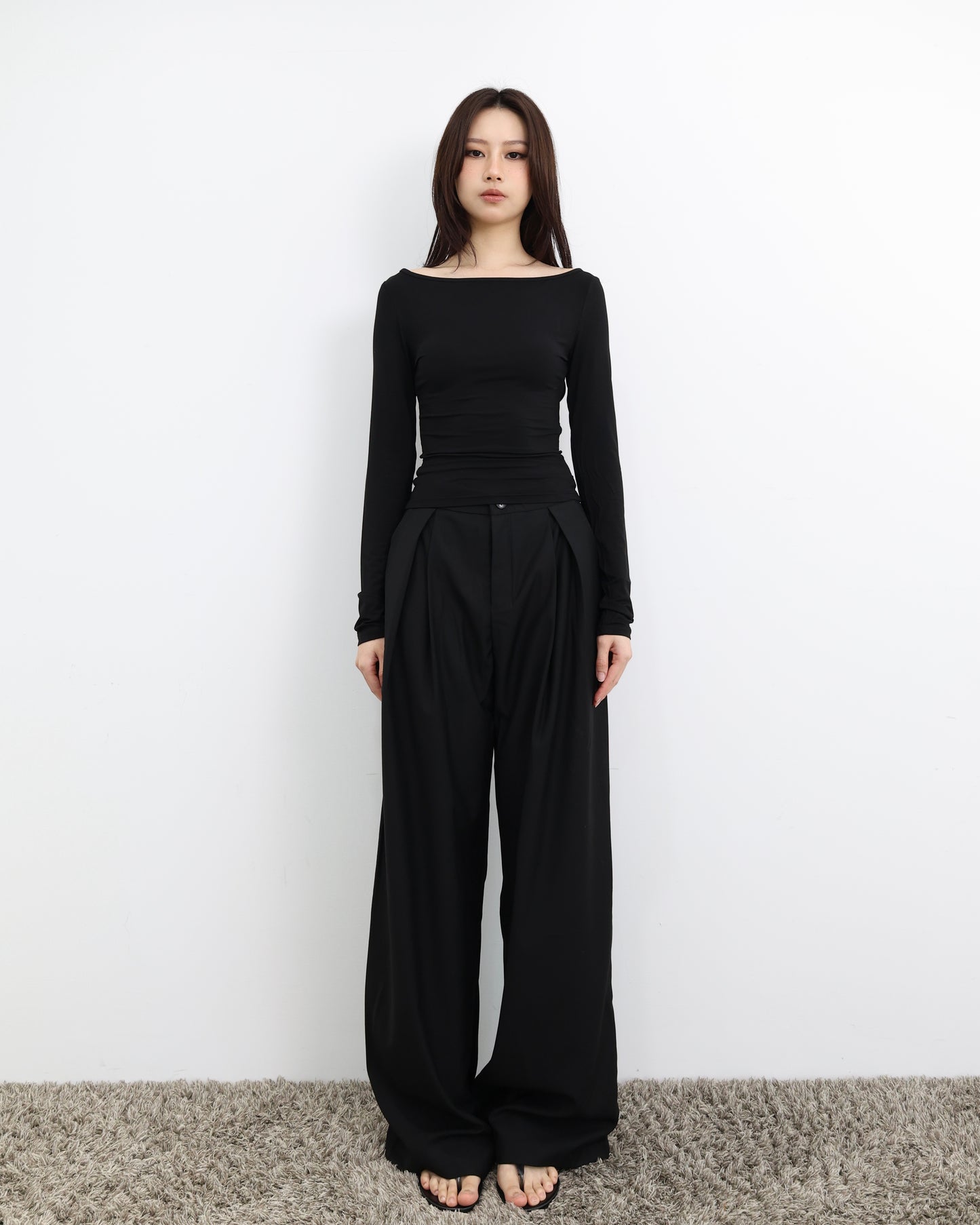 25079(2color) - 黑 露背薄長袖上衣