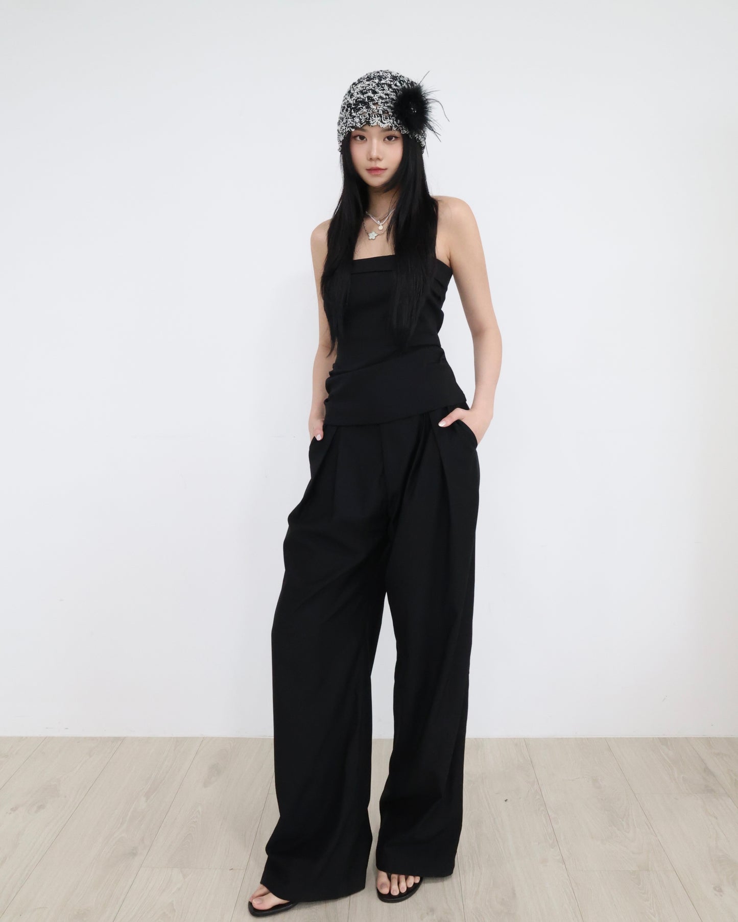 25077 - 平口西裝收腰上衣