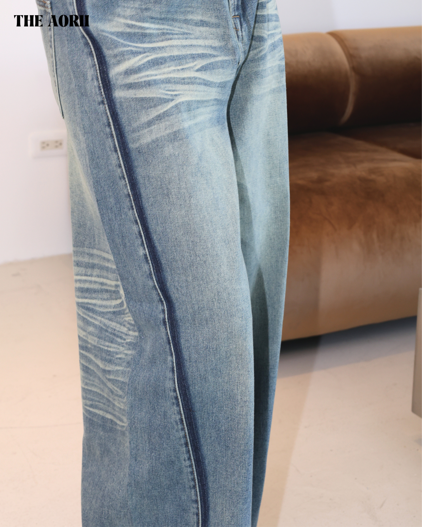 25255 - 中腰寬直筒落地牛仔褲