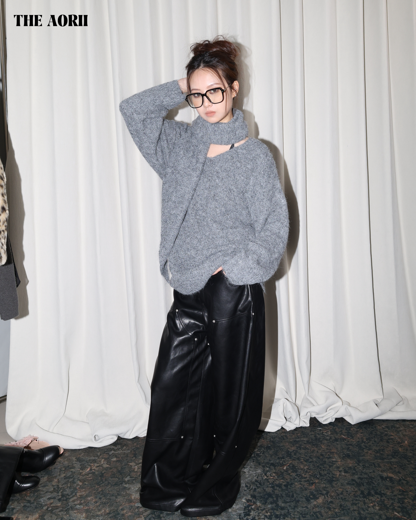 25241 - Ｖ領針織毛衣＋披肩