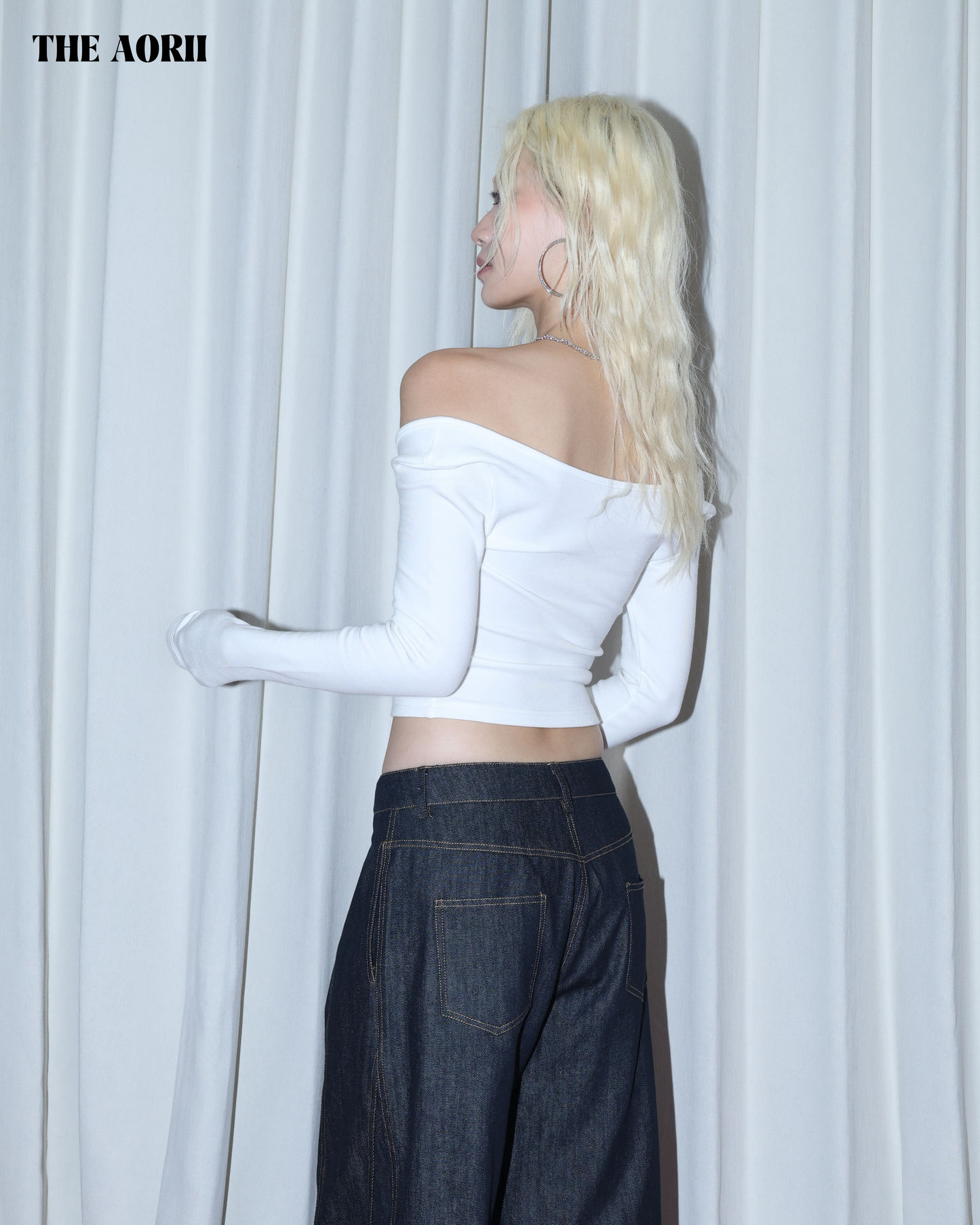 25277(4color) -  白 方領修上刷毛長袖上衣（薄款）