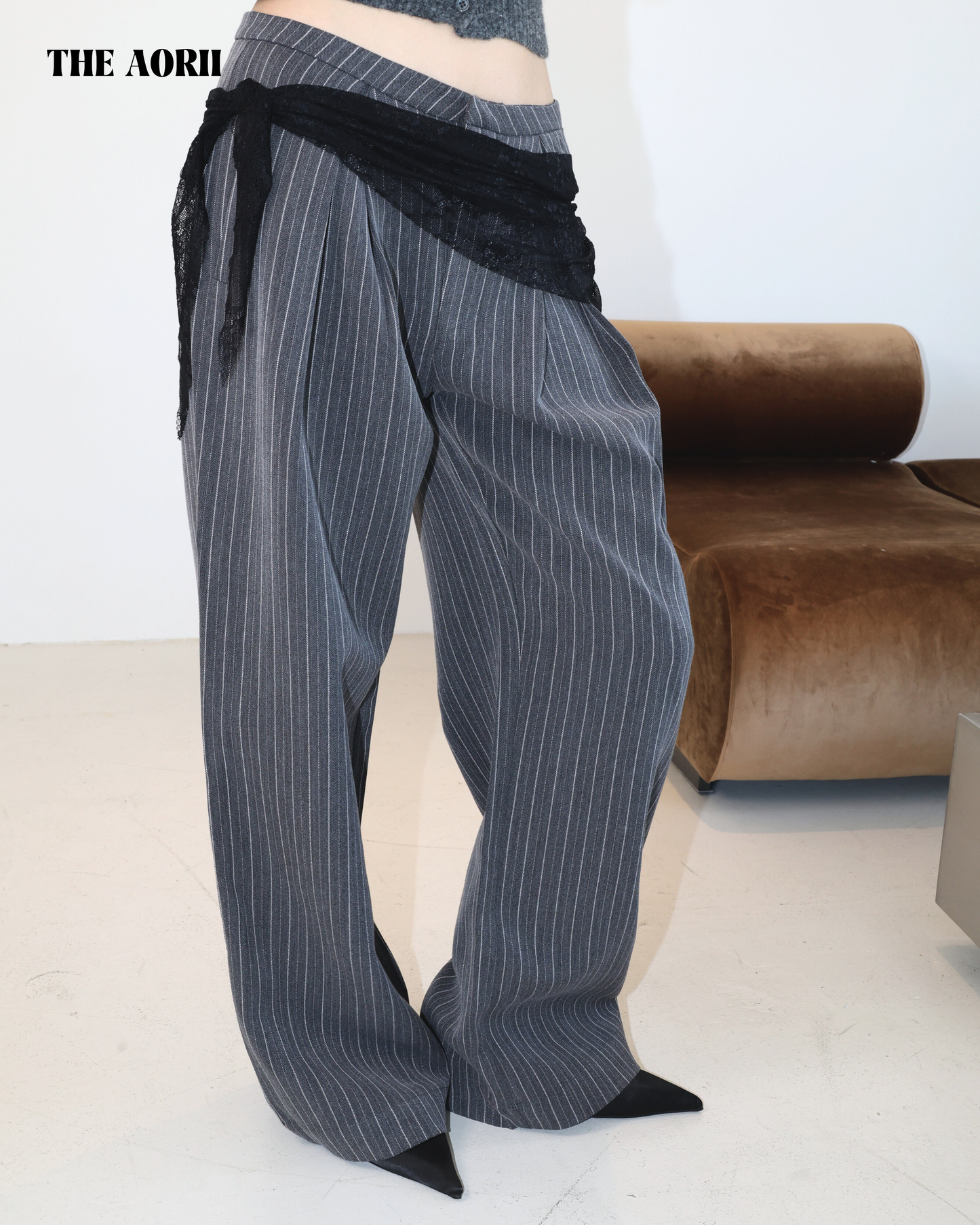 20220(2color) - 灰 蕾絲綁帶條紋西裝褲