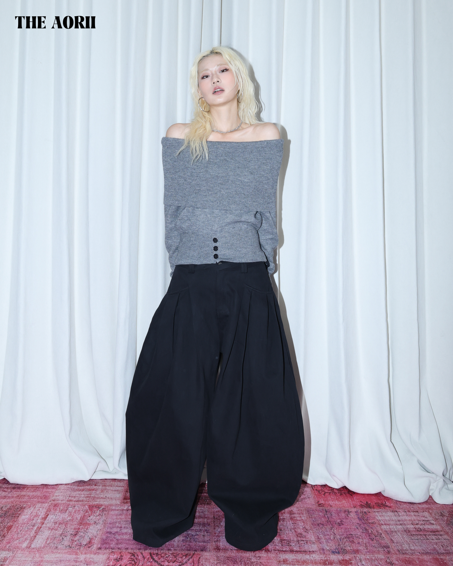 25280(2color) - 灰 一字領反折收腰長袖針織上衣