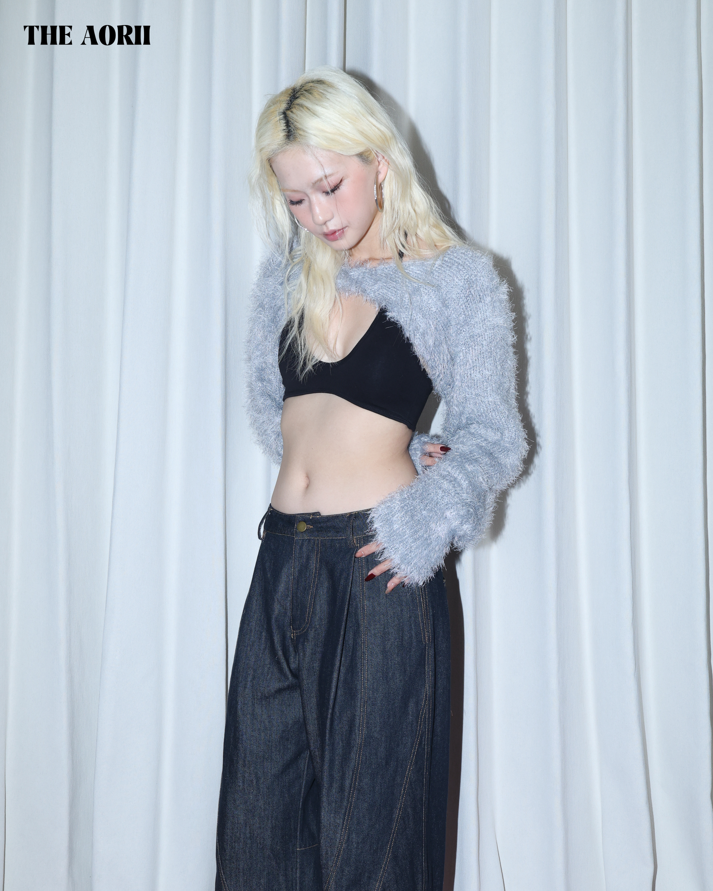 KR25001 - "正韓"水貂毛短版長袖上衣