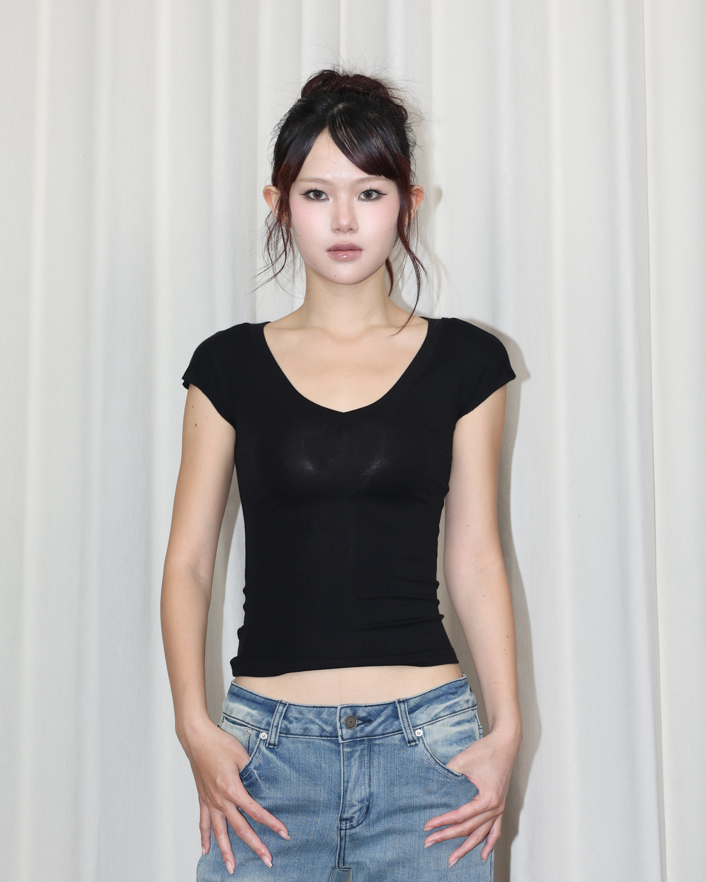 26058 - Ｖ領緊身短袖上衣