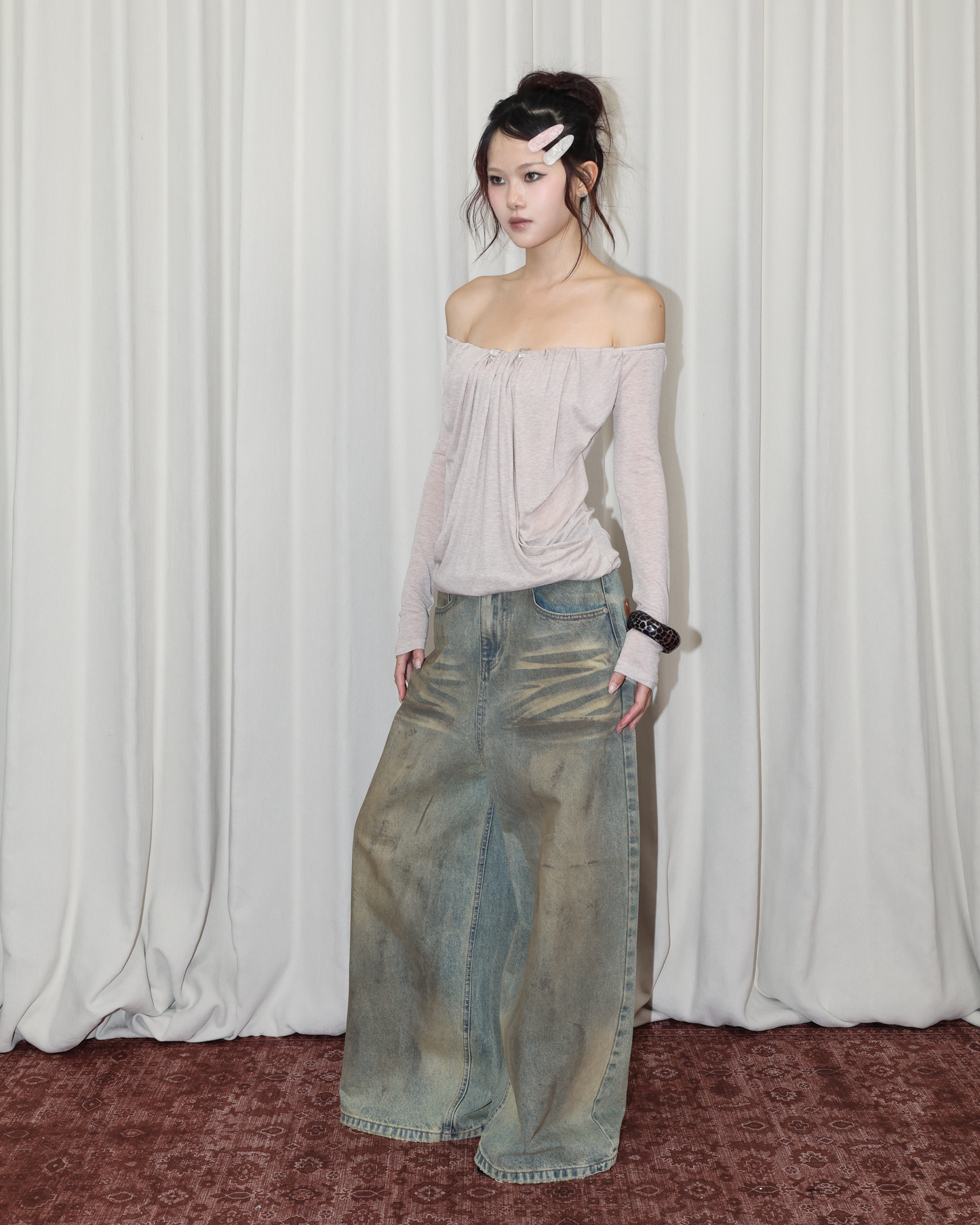 26065 - 一字領抓皺長袖上衣