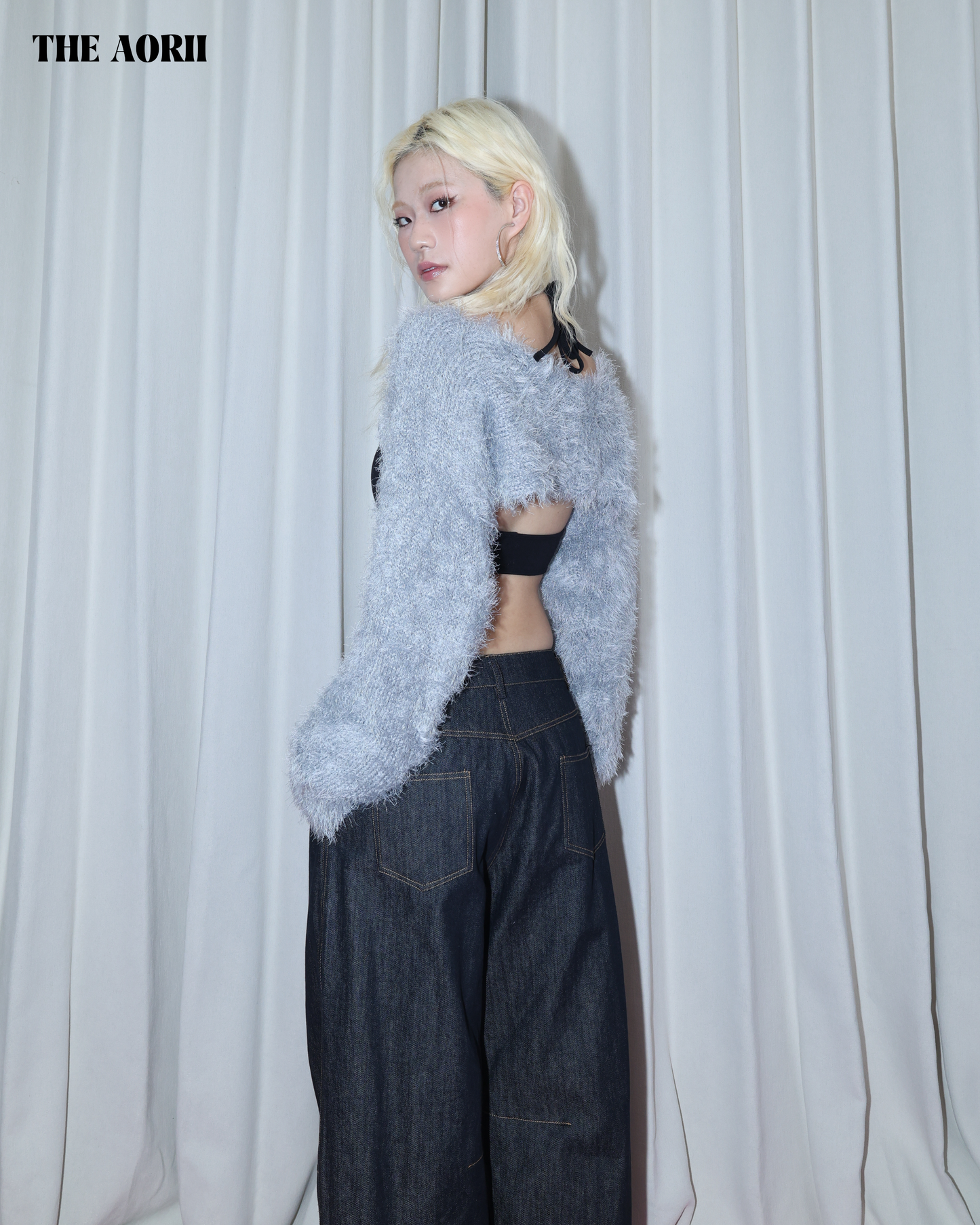 KR25001 - "正韓"水貂毛短版長袖上衣