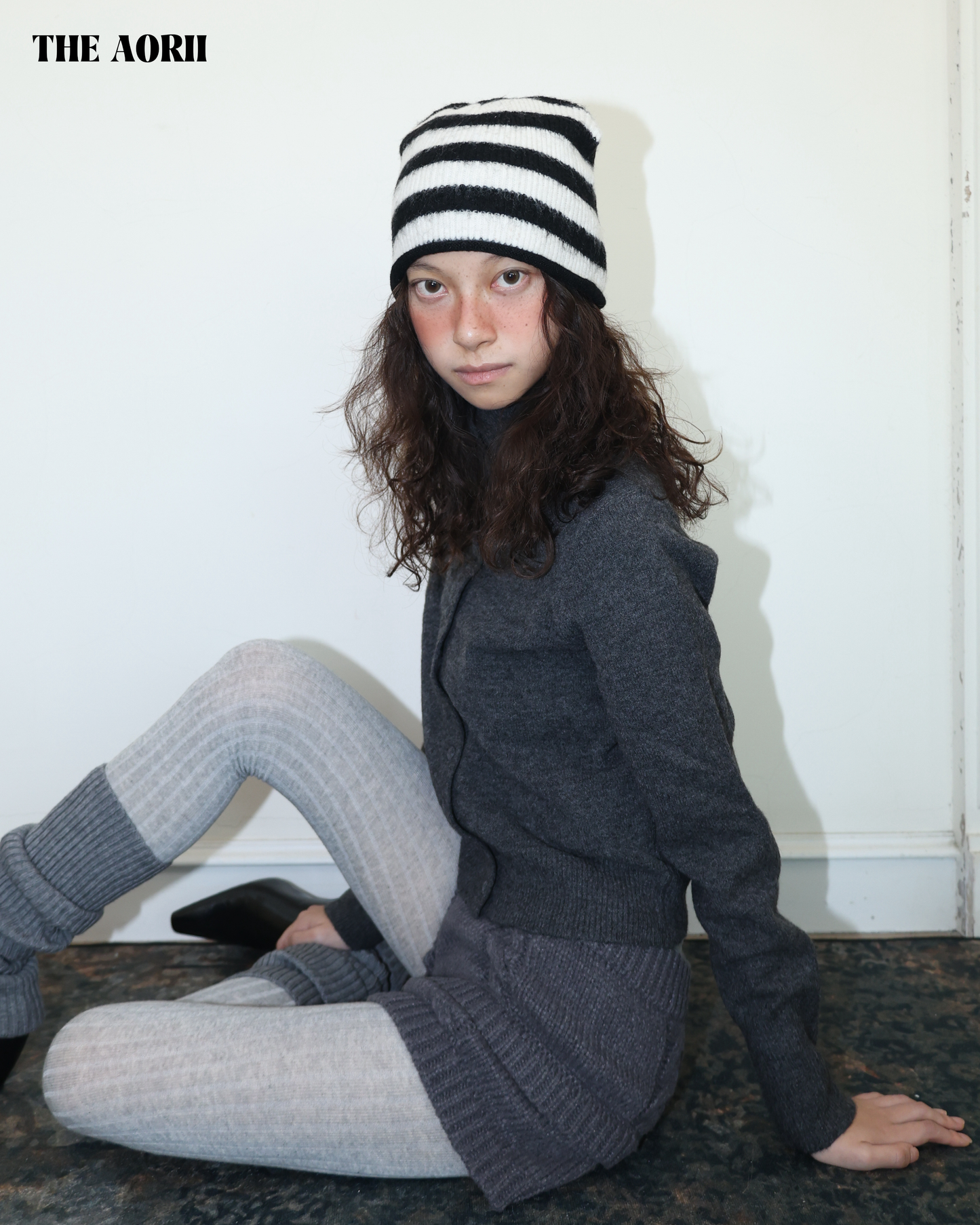 25276 - 8%羊毛小高領排扣針織上衣