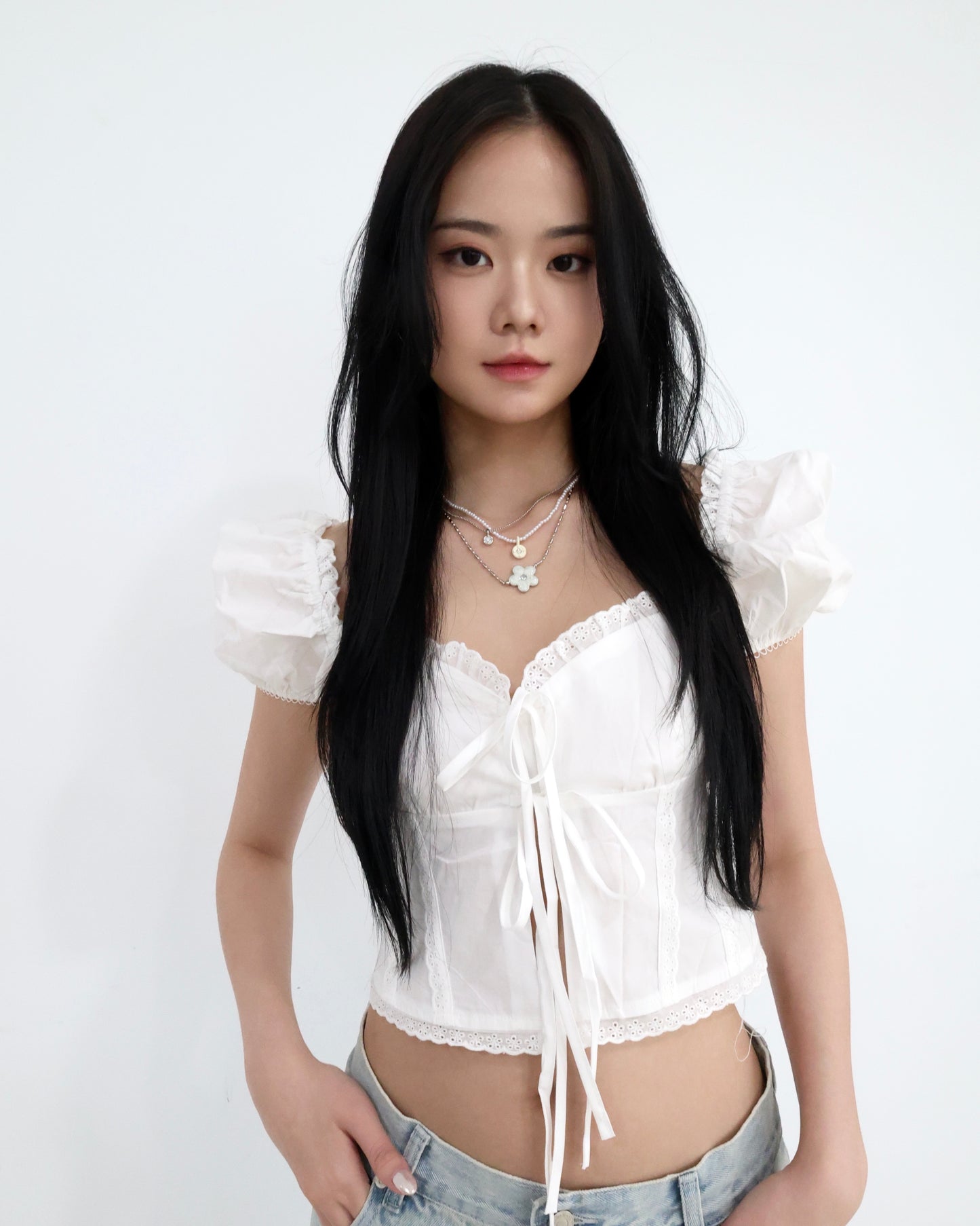 25064 - 泡泡袖方領綁帶上衣