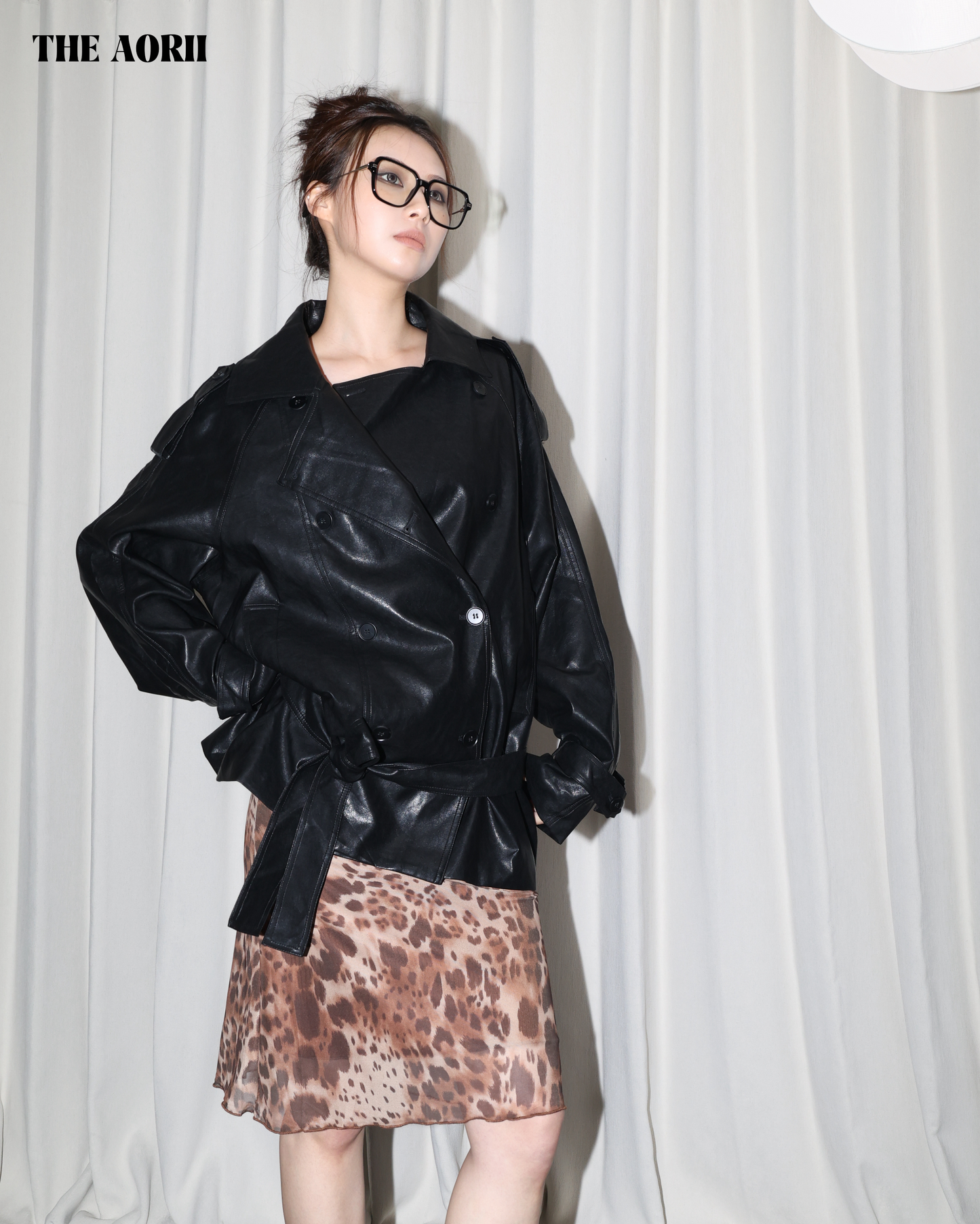 25270 - 皮革翻領排扣外套