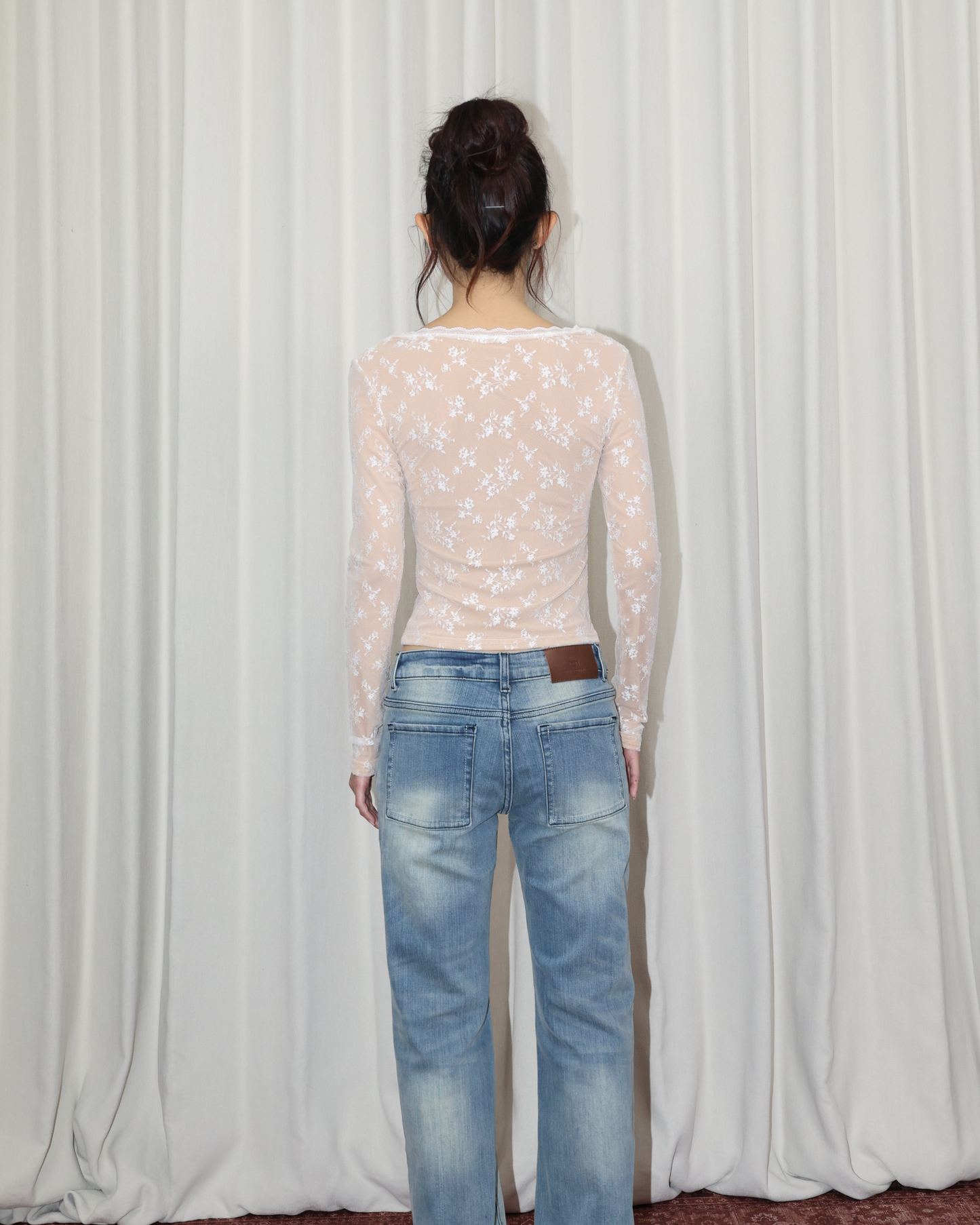 26070 - 蕾絲修身長袖上衣