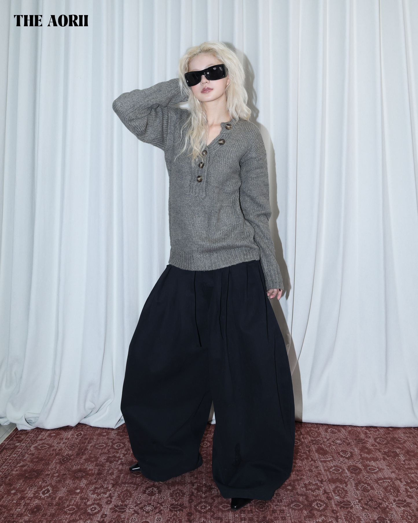 26017 - V領排扣針織長袖上衣