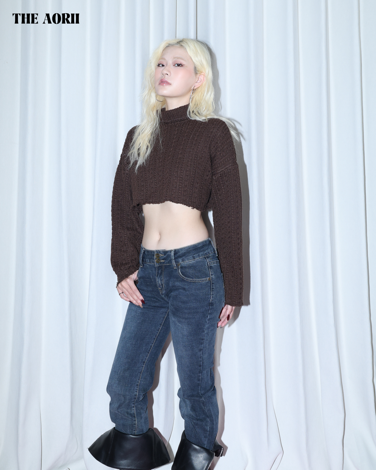 KR25003(2color) - 咖 "正韓"小高領短版針織上衣