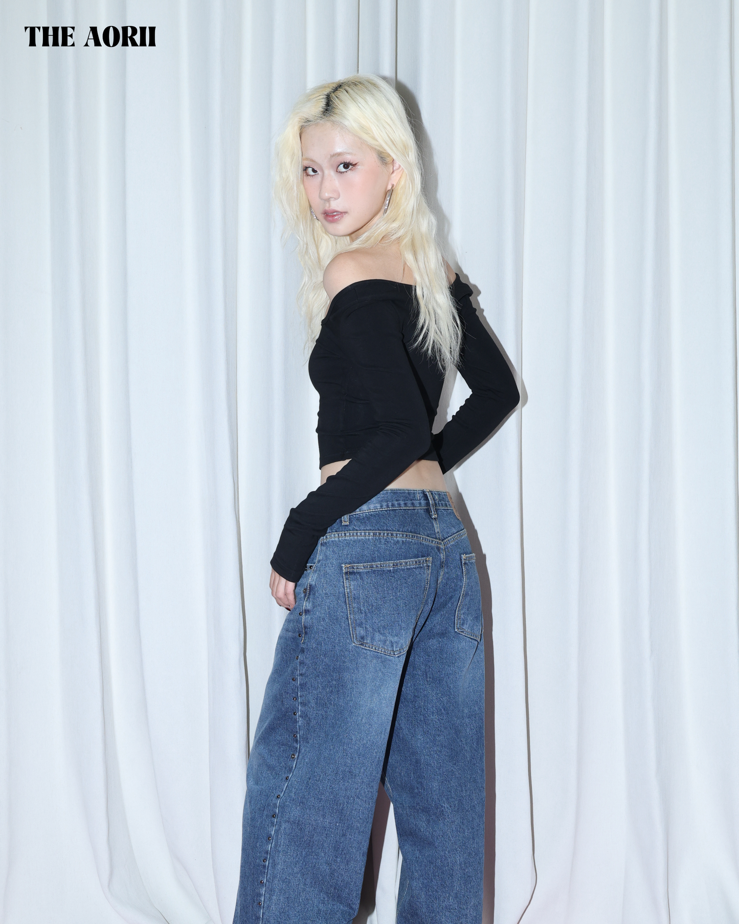 25277(4color) -  黑 方領修上刷毛長袖上衣（薄款）