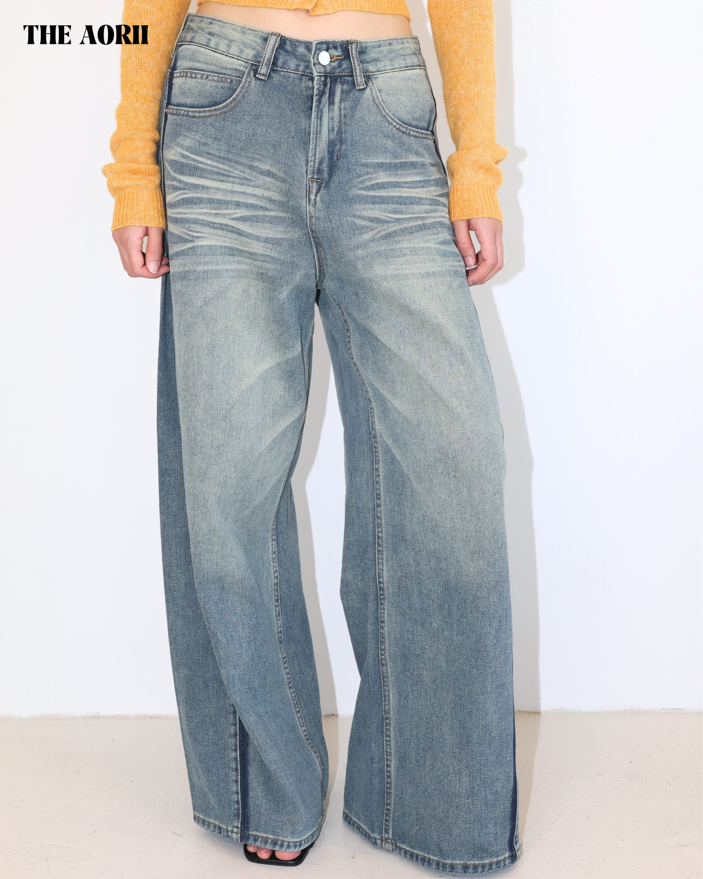 25255 - 中腰寬直筒落地牛仔褲