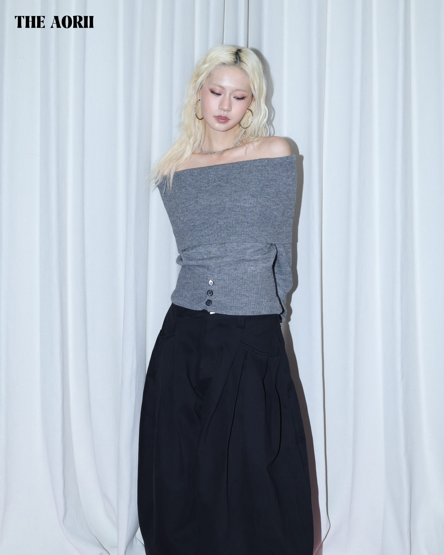 25280(2color) - 灰 一字領反折收腰長袖針織上衣